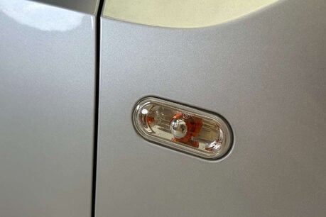 Volkswagen Up 1.0 Move up! Hatchback 3dr Petrol ASG Euro 5 (60 ps) 64