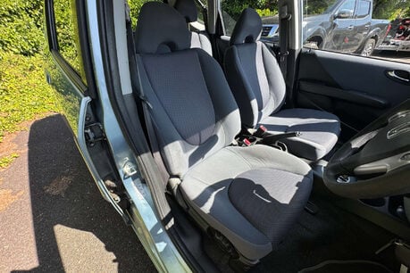 Honda Jazz 1.4 i-DSI SE Hatchback 5dr Petrol CVT-7 (139 g/km, 82 bhp) 19