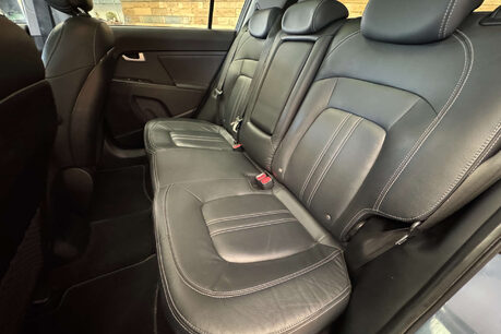 Kia Sportage 1.7 CRDi EcoDynamics 3 SUV 5dr Diesel Manual 2WD Euro 6 (s/s) (114 bhp) 56