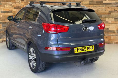 Kia Sportage 1.7 CRDi EcoDynamics 3 SUV 5dr Diesel Manual 2WD Euro 6 (s/s) (114 bhp) 4