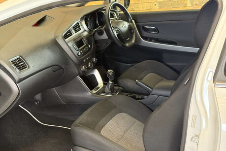 Kia Pro Ceed 1.6 GDi 2 Hatchback 3dr Petrol Manual Euro 6 (s/s) (133 bhp) 37