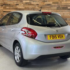Peugeot 208 1.4 HDi Active Hatchback 5dr Diesel Manual Euro 5 (70 ps) 1