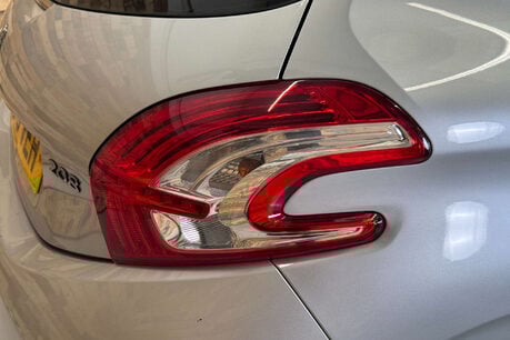 Peugeot 208 1.4 HDi Active Hatchback 5dr Diesel Manual Euro 5 (70 ps) 74