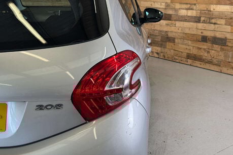 Peugeot 208 1.4 HDi Active Hatchback 5dr Diesel Manual Euro 5 (70 ps) 70