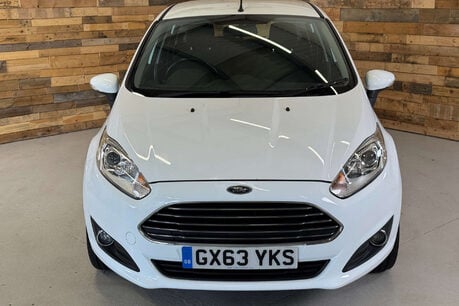 Ford Fiesta 1.25 Zetec Hatchback 5dr Petrol Manual Euro 5 (82 ps) 19