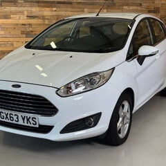 Ford Fiesta 1.25 Zetec Hatchback 5dr Petrol Manual Euro 5 (82 ps) 1