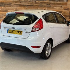 Ford Fiesta 1.25 Zetec Hatchback 5dr Petrol Manual Euro 5 (82 ps) 3