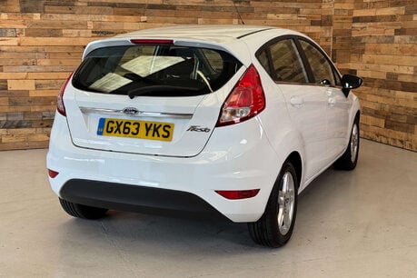 Ford Fiesta 1.25 Zetec Hatchback 5dr Petrol Manual Euro 5 (82 ps) 26