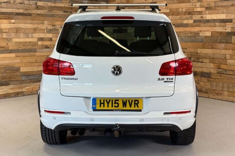 Volkswagen Tiguan 2.0 TDI BlueMotion Tech R-Line SUV 5dr Diesel Manual 4WD Euro 5 (s/s) (Nav) 6