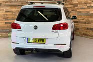 Volkswagen Tiguan 2.0 TDI BlueMotion Tech R-Line SUV 5dr Diesel Manual 4WD Euro 5 (s/s) (Nav) 5
