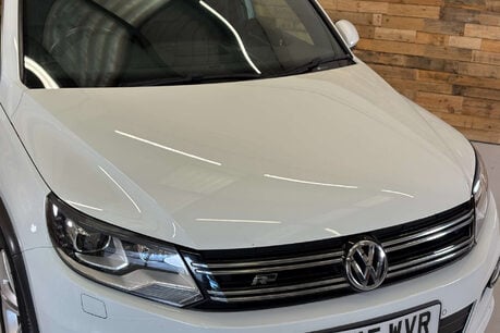 Volkswagen Tiguan 2.0 TDI BlueMotion Tech R-Line SUV 5dr Diesel Manual 4WD Euro 5 (s/s) (Nav) 13