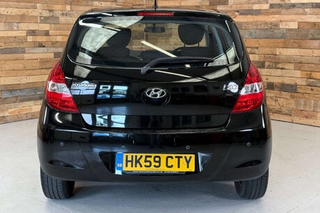 Hyundai i20 1.4 Comfort Hatchback 5dr Petrol Manual Euro 4 (99 bhp) 4