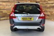 Volvo XC70 2.4 D5 SE Lux Premium Estate 5dr Diesel Geartronic AWD Euro 5 (205 ps) 7