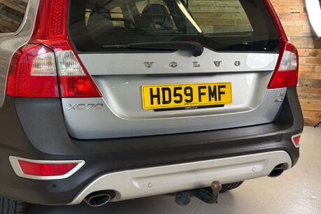 Volvo XC70 2.4 D5 SE Lux Premium Estate 5dr Diesel Geartronic AWD Euro 5 (205 ps) 67