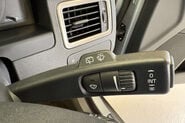 Volvo XC70 2.4 D5 SE Lux Premium Estate 5dr Diesel Geartronic AWD Euro 5 (205 ps) 39