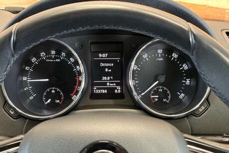 Skoda Yeti 2.0 TDI SE SUV 5dr Diesel Manual Euro 5 (110 ps) 6