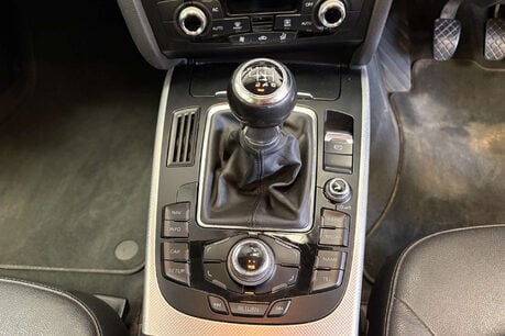 Audi A4 2.0 TDIe SE Technik Estate 5dr Diesel Manual Euro 5 (s/s) (136 ps) 82