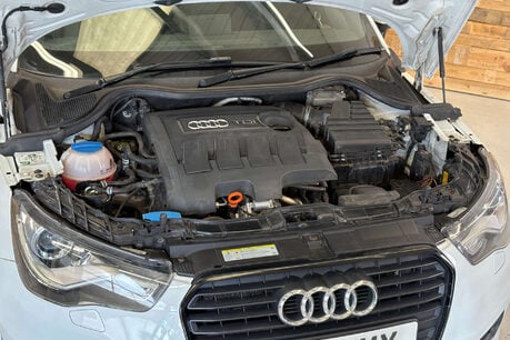 Audi A1 2.0 TDI Black Edition Hatchback 3dr Diesel Manual Euro 5 (s/s) (143 ps) 9