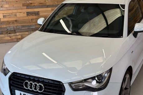 Audi A1 2.0 TDI Black Edition Hatchback 3dr Diesel Manual Euro 5 (s/s) (143 ps) 22