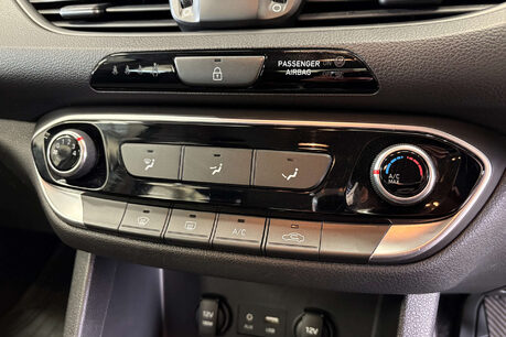 Hyundai i30 1.0 T-GDi Blue Drive S Hatchback 5dr Petrol Manual Euro 6 (s/s) (120 ps) 34
