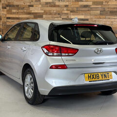 Hyundai i30 1.0 T-GDi Blue Drive S Hatchback 5dr Petrol Manual Euro 6 (s/s) (120 ps) 1