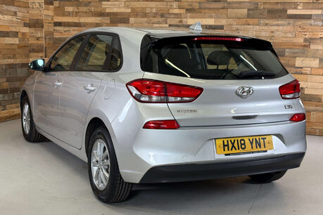 Hyundai i30 1.0 T-GDi Blue Drive S Hatchback 5dr Petrol Manual Euro 6 (s/s) (120 ps) 3