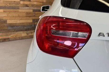 Mercedes-Benz A Class 1.5 A180 CDI SE Hatchback 5dr Diesel 7G-DCT Euro 5 (s/s) (109 ps) 68