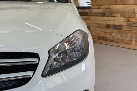 Mercedes-Benz A Class 1.5 A180 CDI SE Hatchback 5dr Diesel 7G-DCT Euro 5 (s/s) (109 ps) 18