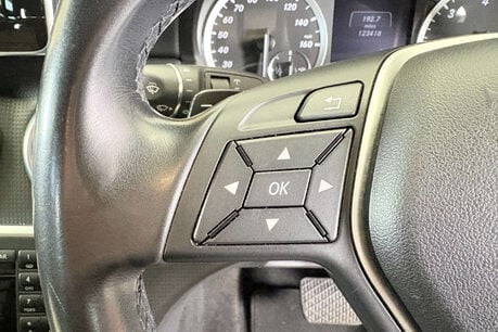 Mercedes-Benz A Class 1.5 A180 CDI SE Hatchback 5dr Diesel 7G-DCT Euro 5 (s/s) (109 ps) 43