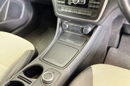 Mercedes-Benz A Class 1.5 A180 CDI SE Hatchback 5dr Diesel 7G-DCT Euro 5 (s/s) (109 ps) 34