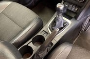 Toyota Auris 1.4 D-4D Excel Hatchback 5dr Diesel Manual Euro 5 (s/s) (90 ps) 22