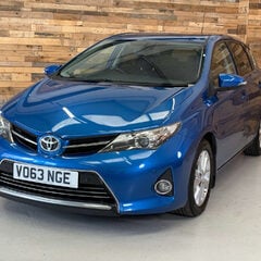 Toyota Auris 1.4 D-4D Excel Hatchback 5dr Diesel Manual Euro 5 (s/s) (90 ps) 1