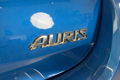 Toyota Auris 1.4 D-4D Excel Hatchback 5dr Diesel Manual Euro 5 (s/s) (90 ps) 45