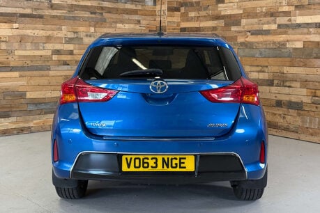 Toyota Auris 1.4 D-4D Excel Hatchback 5dr Diesel Manual Euro 5 (s/s) (90 ps) 5