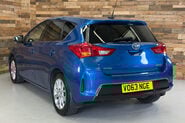 Toyota Auris 1.4 D-4D Excel Hatchback 5dr Diesel Manual Euro 5 (s/s) (90 ps) 4