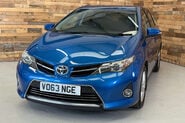 Toyota Auris 1.4 D-4D Excel Hatchback 5dr Diesel Manual Euro 5 (s/s) (90 ps) 68