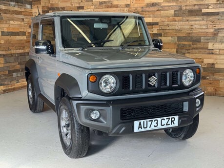 Suzuki Jimny SZ5 4x4 AUTO