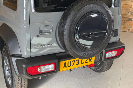 Suzuki Jimny SZ5 4x4 AUTO 44