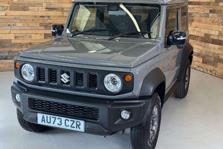 Suzuki Jimny SZ5 4x4 AUTO 96