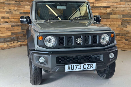 Suzuki Jimny SZ5 4x4 AUTO 43