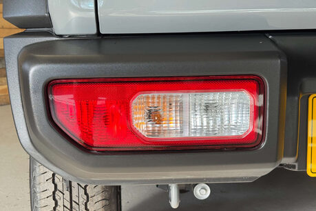 Suzuki Jimny SZ5 4x4 AUTO 48