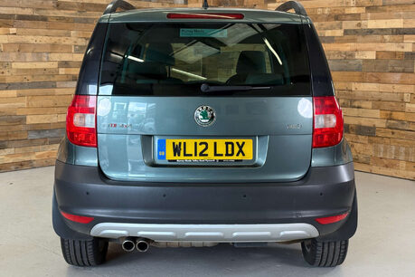 Skoda Yeti 2.0 TDI Elegance SUV 5dr Diesel Manual 4WD Euro 5 (170 ps) 3