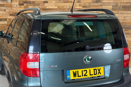 Skoda Yeti 2.0 TDI Elegance SUV 5dr Diesel Manual 4WD Euro 5 (170 ps) 46