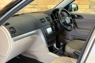 Skoda Yeti 1.6 TDI GreenLine II Elegance SUV 5dr Diesel Manual Euro 5 (s/s) (105 ps) 40