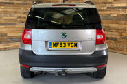 Skoda Yeti 1.6 TDI GreenLine II Elegance SUV 5dr Diesel Manual Euro 5 (s/s) (105 ps) 5