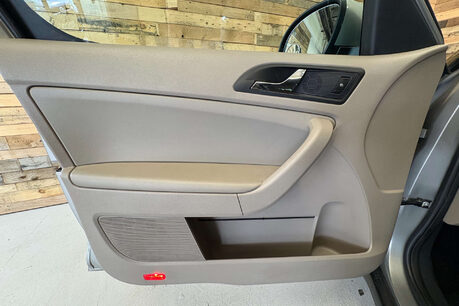 Skoda Yeti 1.6 TDI GreenLine II Elegance SUV 5dr Diesel Manual Euro 5 (s/s) (105 ps) 38