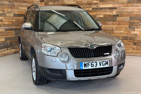 Skoda Yeti 1.6 TDI GreenLine II Elegance SUV 5dr Diesel Manual Euro 5 (s/s) (105 ps) 90