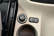 Skoda Yeti 1.6 TDI GreenLine II Elegance SUV 5dr Diesel Manual Euro 5 (s/s) (105 ps) 29