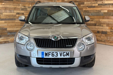 Skoda Yeti 1.6 TDI GreenLine II Elegance SUV 5dr Diesel Manual Euro 5 (s/s) (105 ps) 2