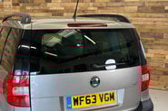 Skoda Yeti 1.6 TDI GreenLine II Elegance SUV 5dr Diesel Manual Euro 5 (s/s) (105 ps) 68